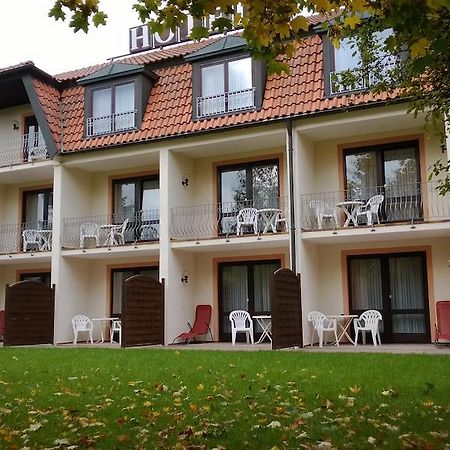 Landhotel Vierjahreszeiten Bad Königshofen im Grabfeld Kültér fotó